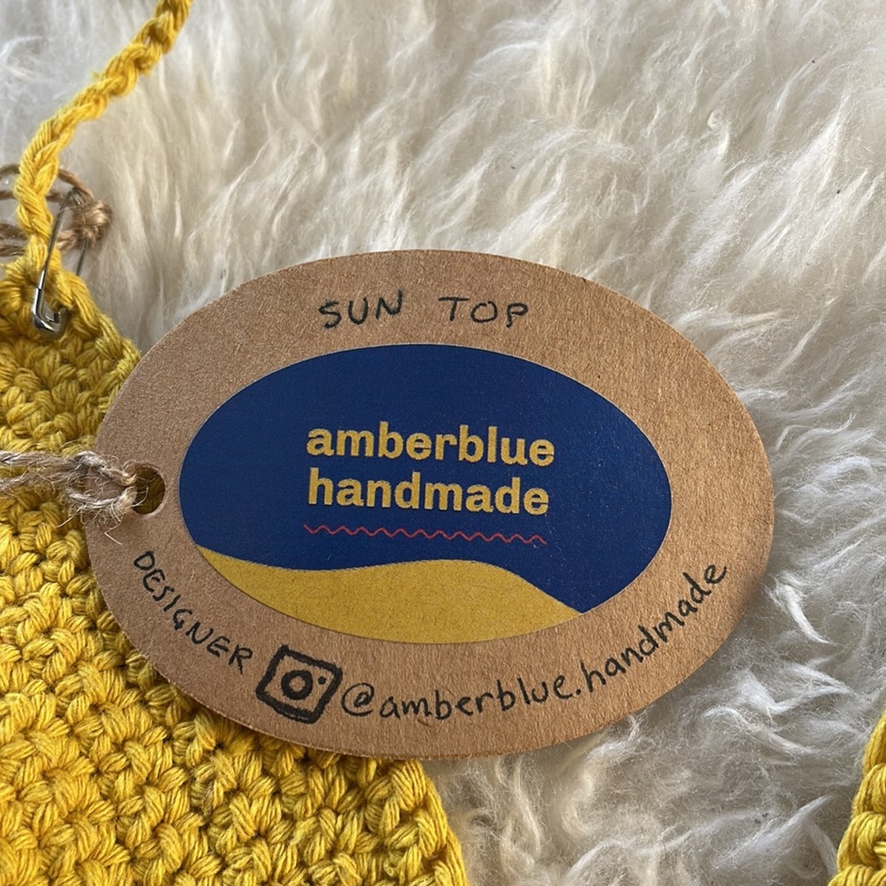 🦋3/40 NWT Hand Crafted by amberblue handmade Triangle Sun top (S) - Picture 4 of 10